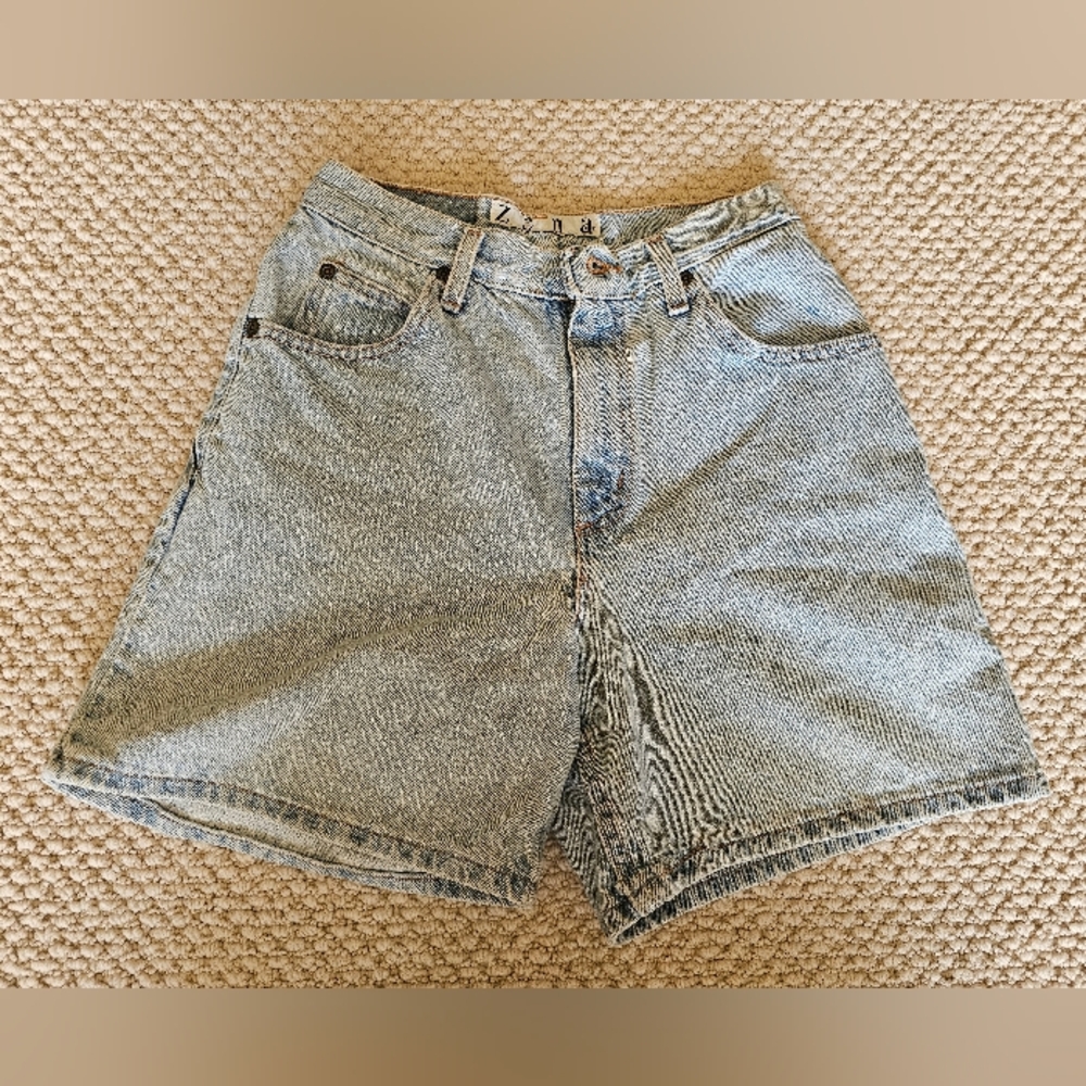 Zena Vintage Denim Shorts 23" Waist Size 6 High Rise Made In USA 100% Cotton